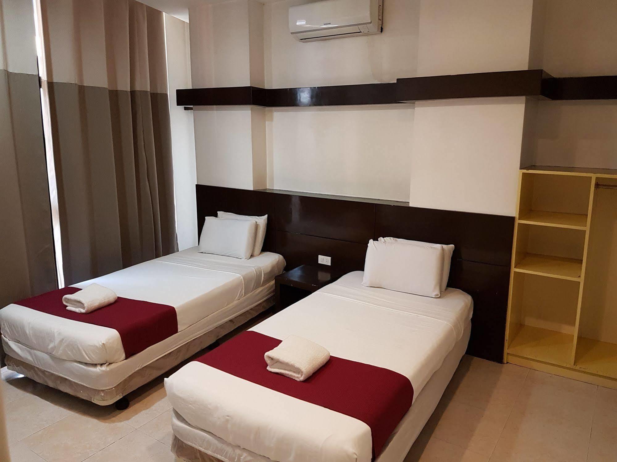 Ong Bun Pension House Iloilo City Eksteriør billede