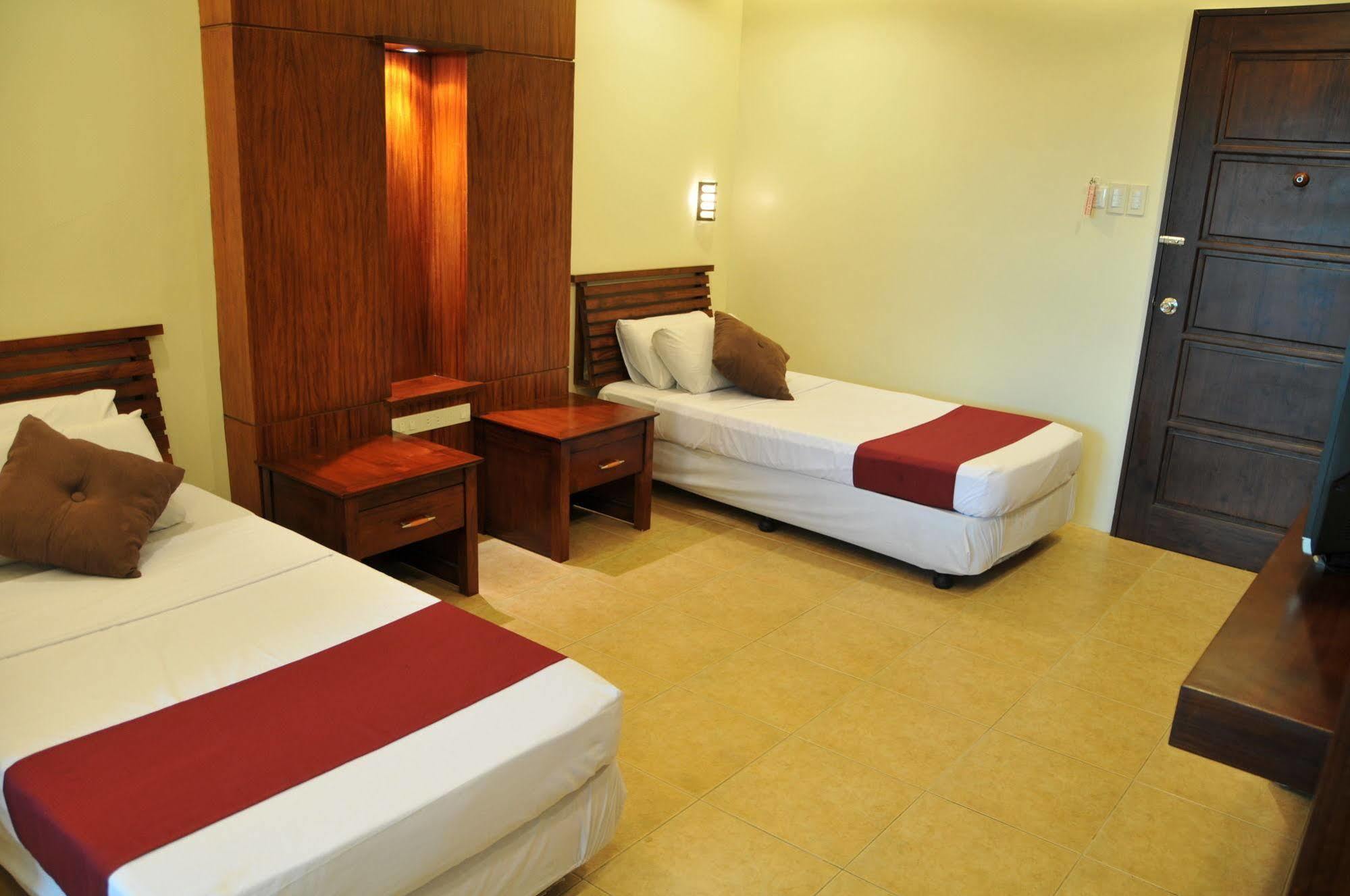 Ong Bun Pension House Iloilo City Eksteriør billede
