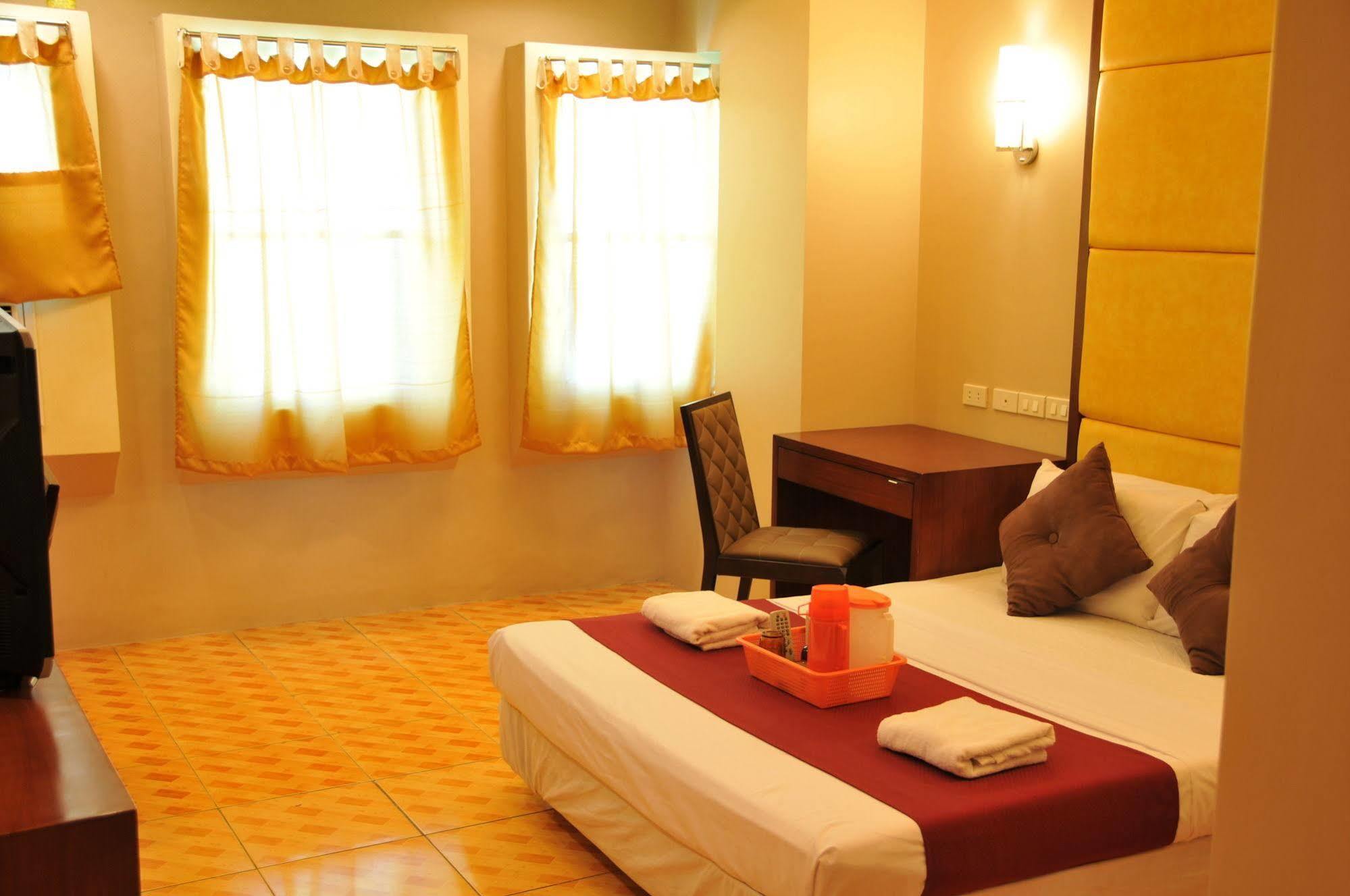 Ong Bun Pension House Iloilo City Eksteriør billede